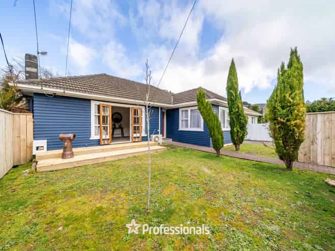 98 Wood Street, Wainuiomata