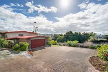 5A Kowhai Road, Mairangi Bay