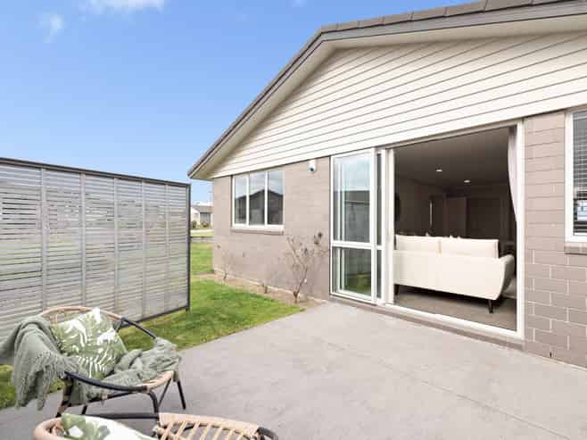 72/4 Greystone Place, Omokoroa