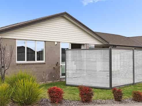 72/4 Greystone Place, Omokoroa