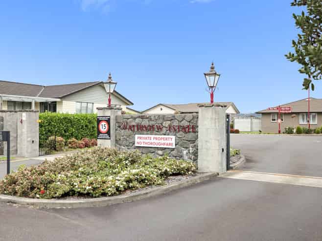72/4 Greystone Place, Omokoroa