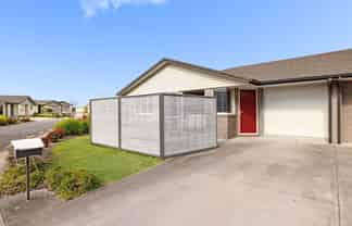 72/4 Greystone Place, Omokoroa