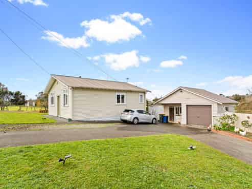 12-16 Holdens Road, Henderson