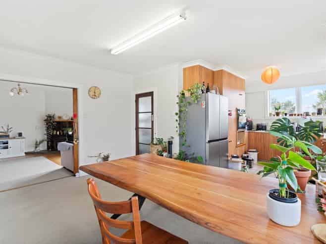12-16 Holdens Road, Henderson