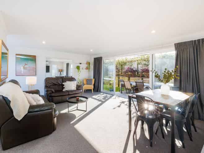 18B Galea Grove, Kelvin Grove