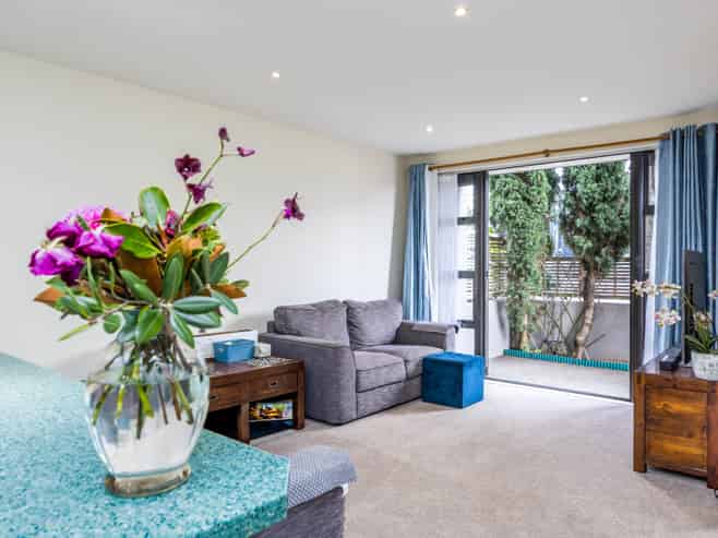 20/8 Landscape Road, Papatoetoe