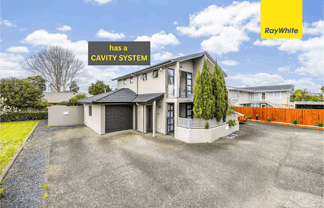 20/8 Landscape Road, Papatoetoe