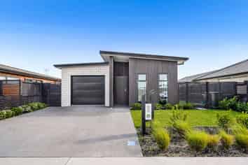 33 Voight Avenue, Chartwell