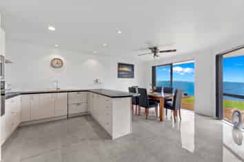 30A Crispe Road, Clarks Beach