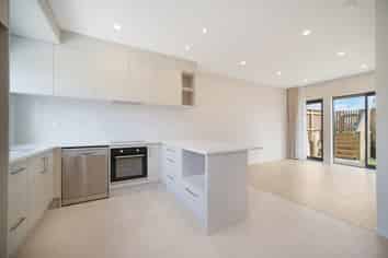 6/65 Moire Road Massey, Massey