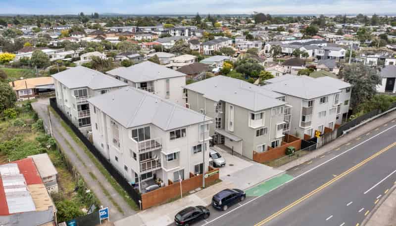 118 Browns Road, Manurewa East