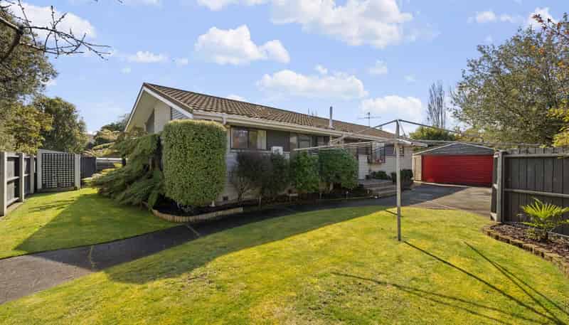 8 Michigan Place, Burwood