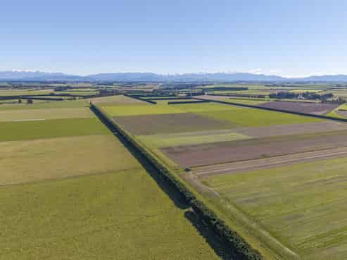 1735 Wards Road, Greendale