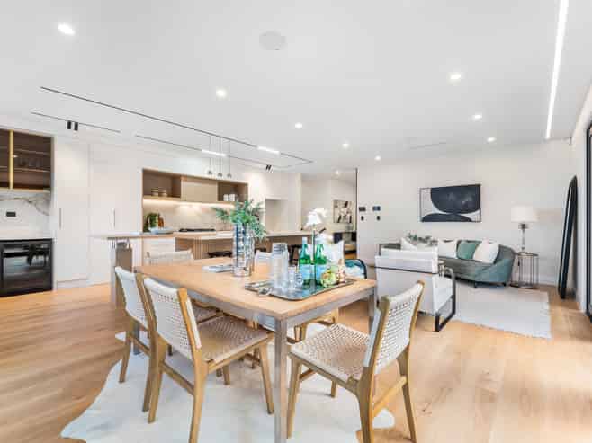 36 Streamview Way, Long Bay