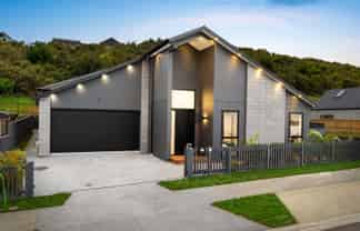 36 Streamview Way, Long Bay