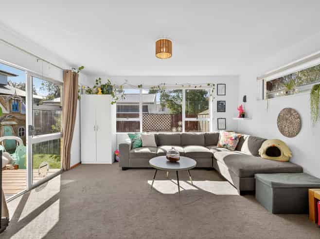 91B Rocking Horse Road, Southshore