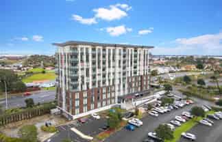 710B/770 Great South Road, Manukau
