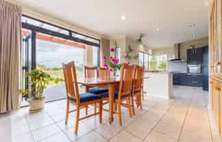 114 Rutherford Drive, Waikanae Beach