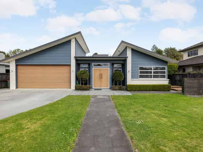 23 Langdale Court, Huntington