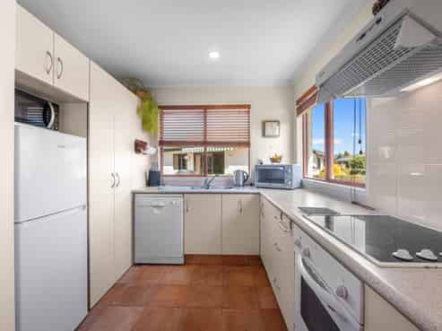 2/8 Cheyne Road, Pyes Pa