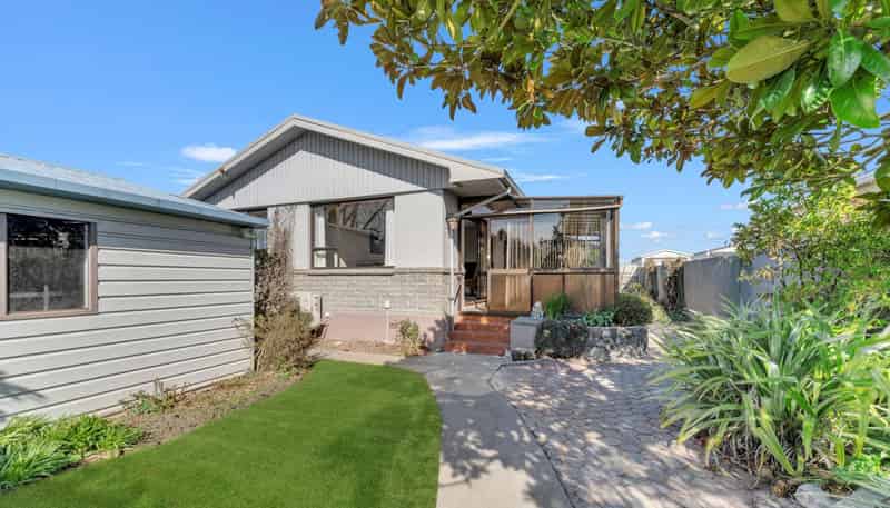 21 Leckie Street, Redruth