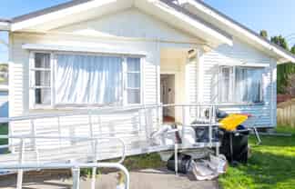 46 Puriri Street, Miramar