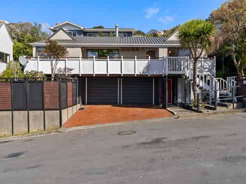 5 Cassis Place, Crofton Downs