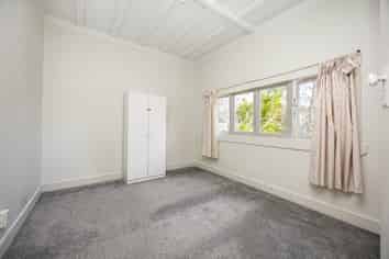 42 Euston Road, Sandringham