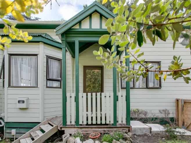 101 Shakespeare Road, Bluff Hill