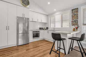 120/80B Burwood Road, Matamata