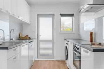 4/10 Avon Street, Frankton