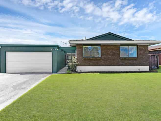 17 Jillteresa Crescent, Half Moon Bay