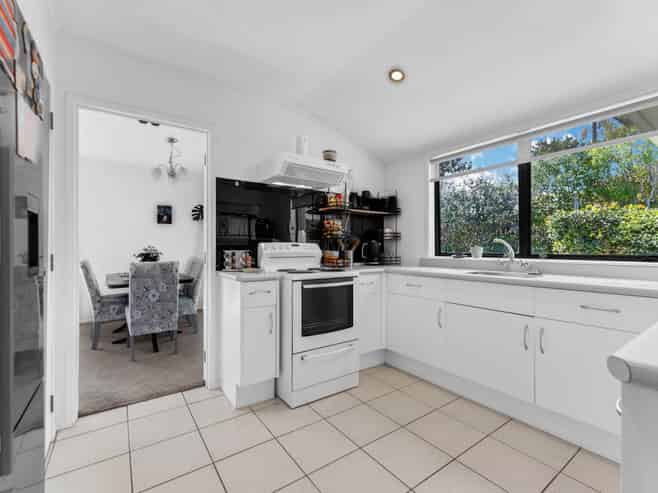17 Jillteresa Crescent, Half Moon Bay