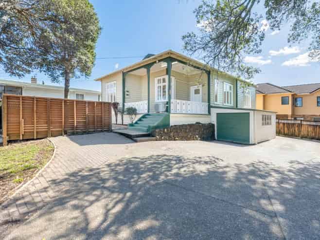 42  Mt Smart Road, Onehunga