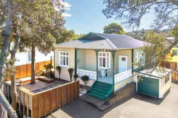 42  Mt Smart Road, Onehunga