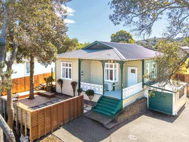 42  Mt Smart Road, Onehunga