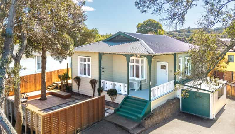 42  Mt Smart Road, Onehunga