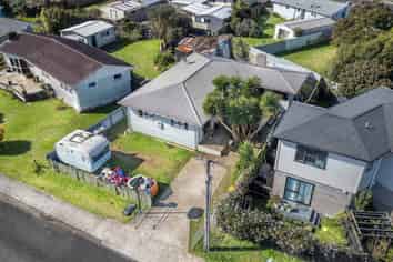1 Mountbatten Place, Papakura