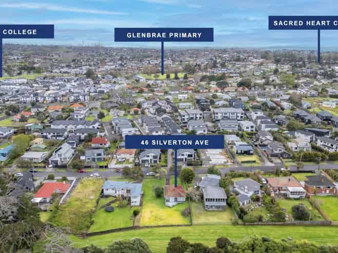 46 Silverton Avenue, Waiotaiki Bay