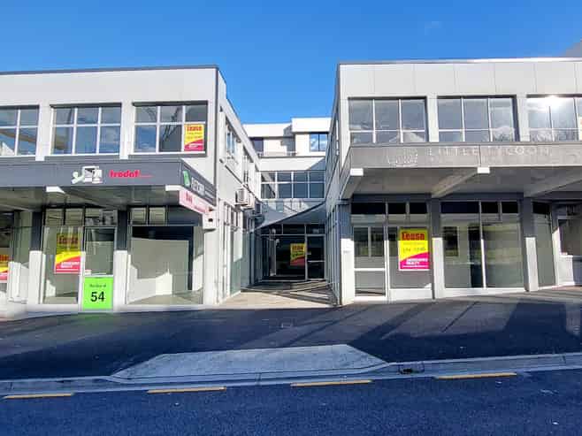 DOWNTOWN SUITES - UP TO 6 MONTHS RENT FREE