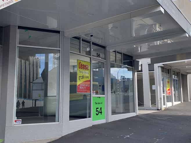 DOWNTOWN SUITES - UP TO 6 MONTHS RENT FREE