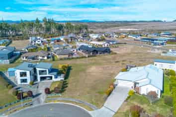 16 Wai Kite Kite Place, MOTUOAPA
