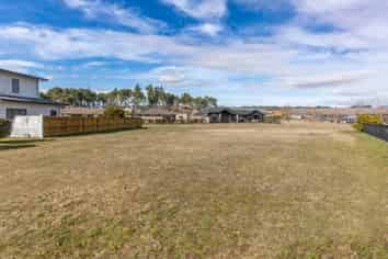 16 Wai Kite Kite Place, MOTUOAPA