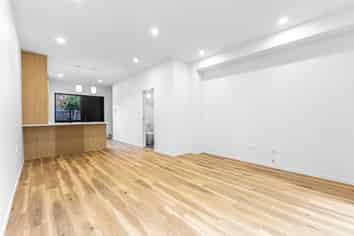 10D Keate Place, Mount Wellington