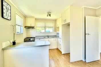 58 Alexander Avenue, Torbay