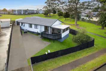 40 Tamworth Close, Manurewa