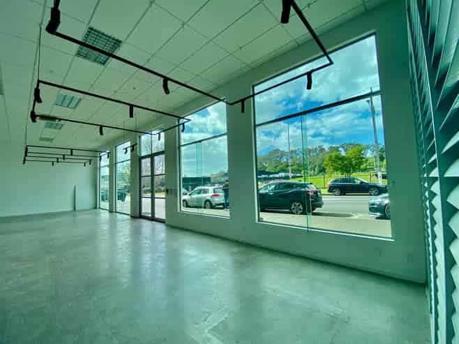 Modern Ground-Floor Office Eden Business