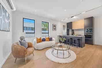 2/3A Campbell Road, Takapuna