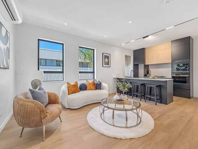 2/3A Campbell Road, Takapuna