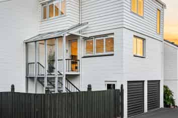 7/8 Hamilton Road, Herne Bay